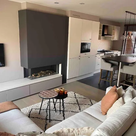 Ayana 2 Bedroom With Garage 公寓 克诺克－海斯特